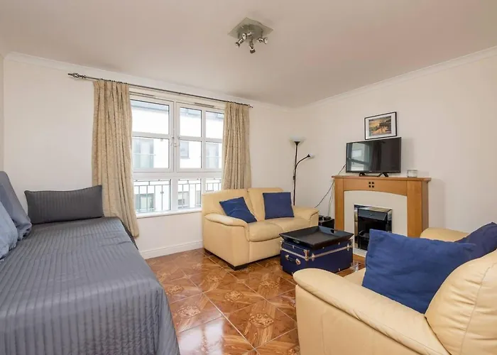 Joivy Old Town Apartment With Parking Close To Royal Mile