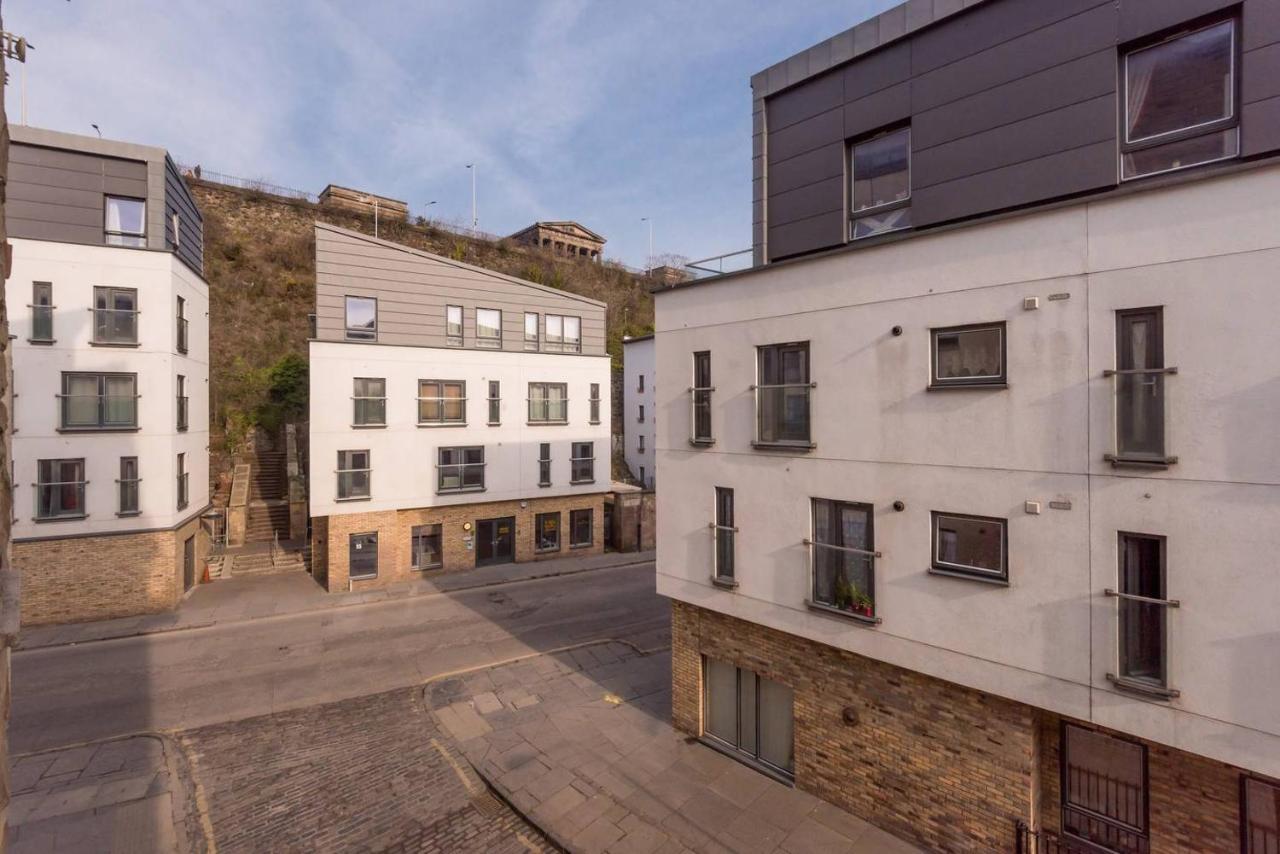 Joivy Old Town With Parking Close To Royal Mile Апартаменты